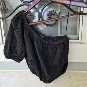 Banana Republic Black Eyelet One-Shoulder Puff-Sleeve Cropped Top - Petite XS